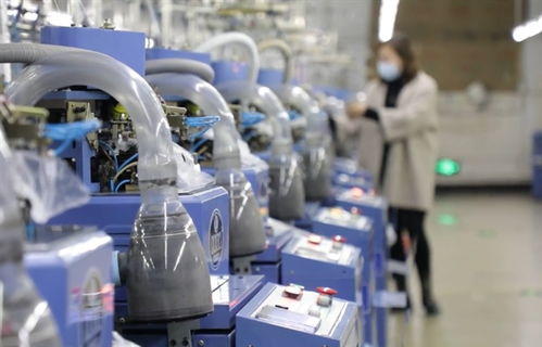 丝袜厂百万年薪招主播，老板坦言 不算贵，很划算